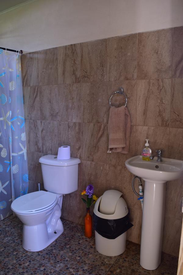 Casa Ballena Eco Hostel Увита Екстериор снимка