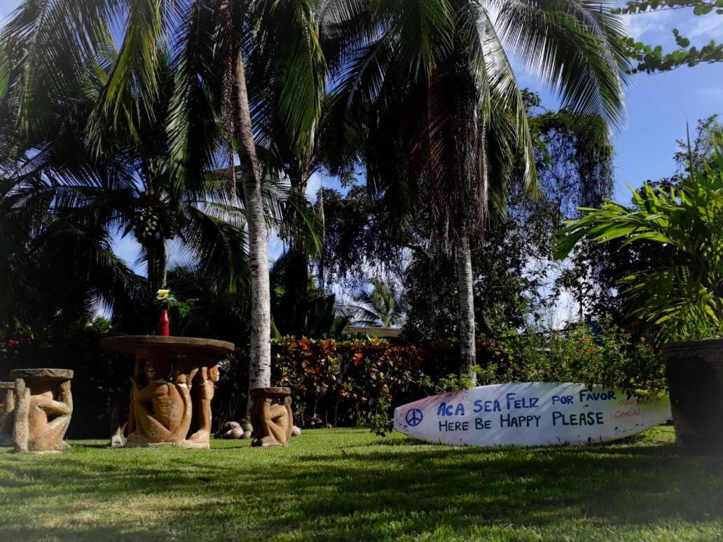 Casa Ballena Eco Hostel Увита Екстериор снимка